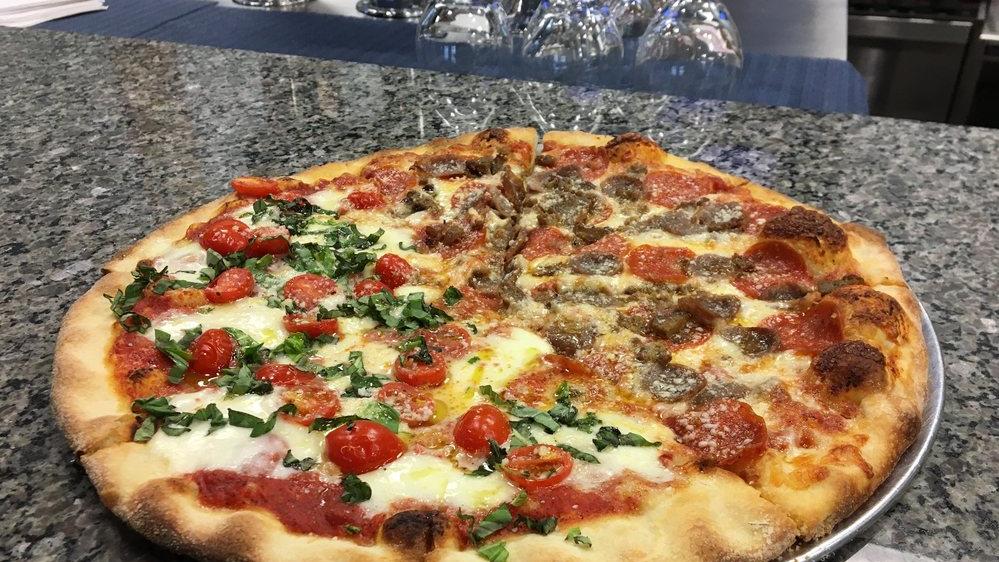 Brooklyn V's Pizza/Pizza                                                                                                                                                                                                   
