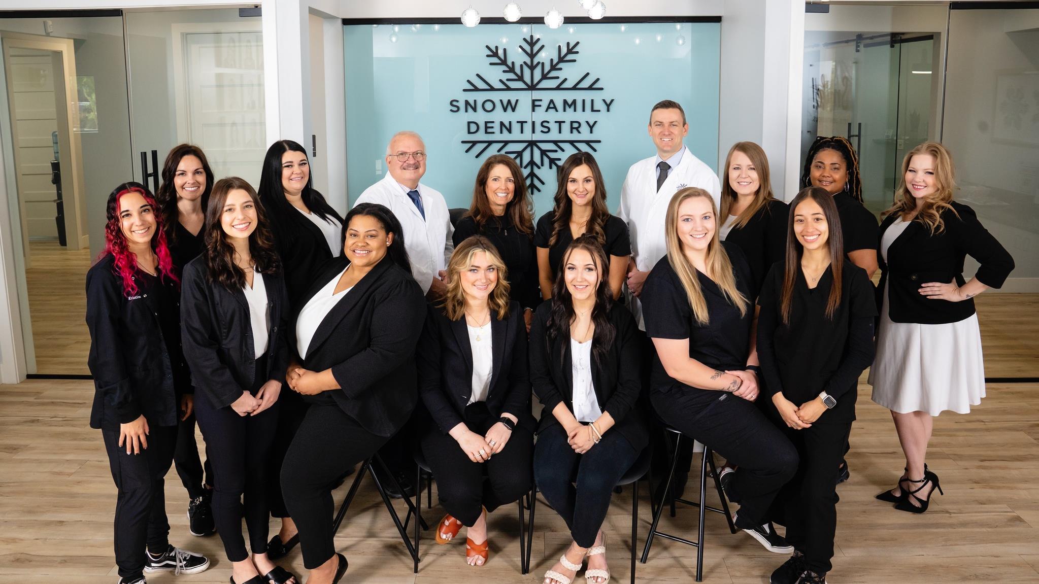 Snow Family Dentistry/Dentists                                                                                                                                                                                                