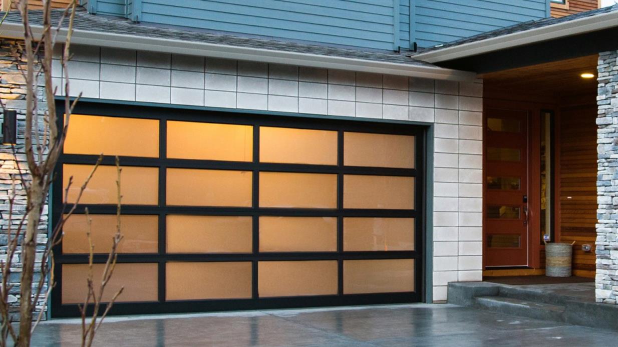 Elite Overhead Garage Doors/Garage Doors                                                                                                                                                                                            
